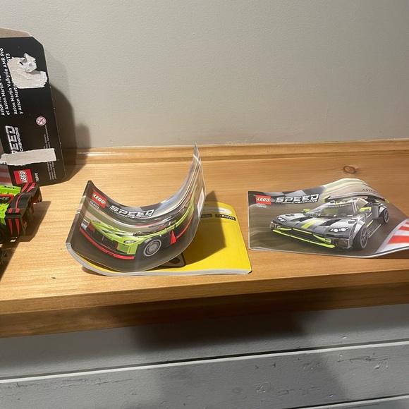 Lego Building Sets Green and Gray - Picture 3 of 3